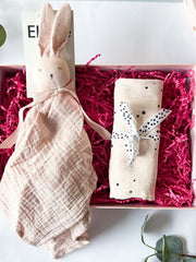 Naloži sliko v galerijo, Darilce Dotty hug (pink)
