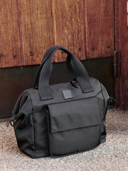 Naloži sliko v galerijo, Elodie - Previjalna torba z okvirjem, Black
