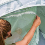 Naloži sliko v galerijo, Babymoov - Zložljiv šotor z UV zaščito Moov &amp; Protect, Green Lagoon
