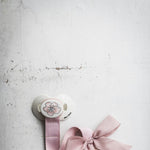 Naloži sliko v galerijo, Elodie - Lesena priponka za dudo, Powder Pink
