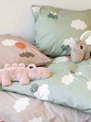 Naloži sliko v galerijo, Done by Deer - Plišasta igračka Ozzo, Sand
